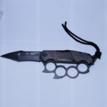 Knife & Knuckle Duster