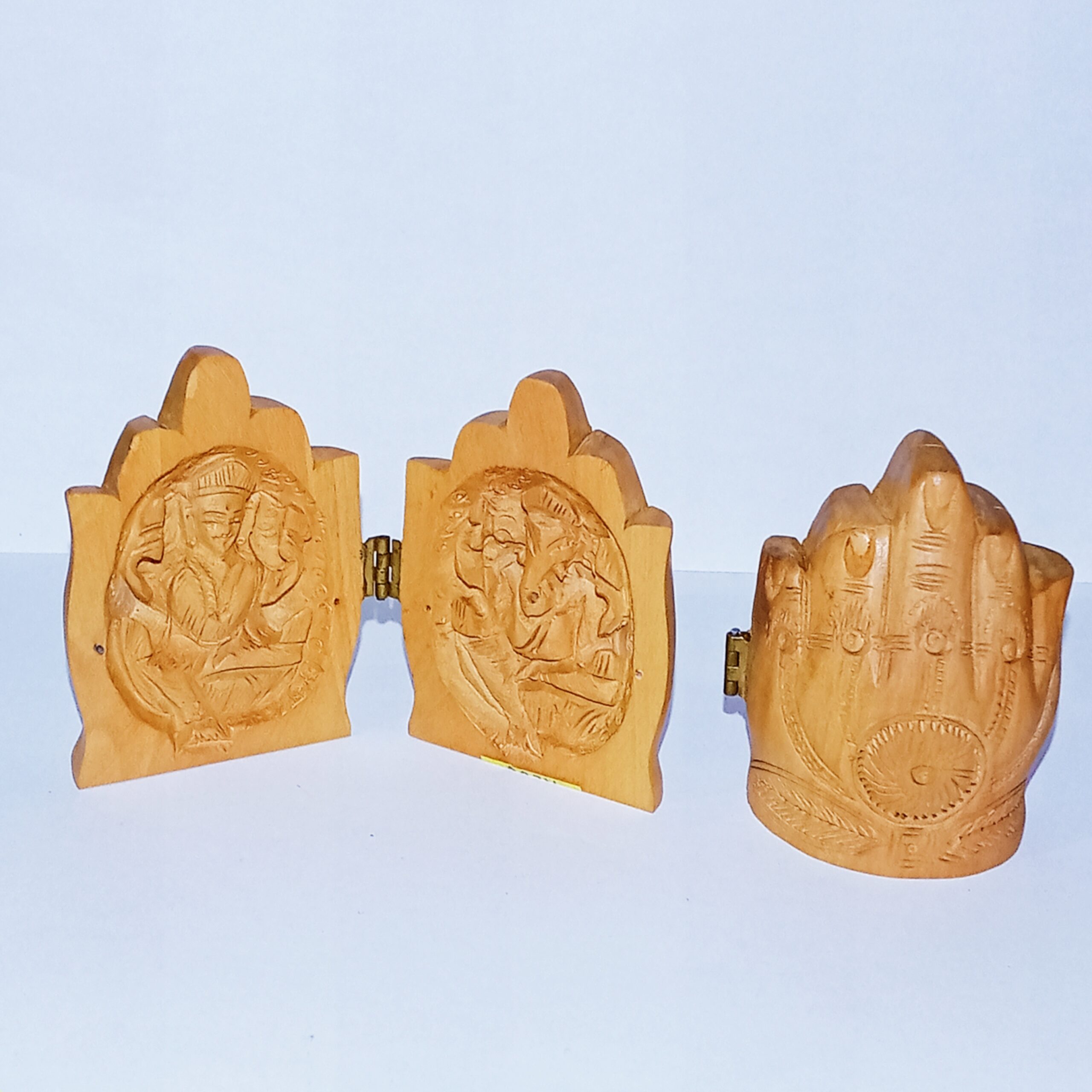 20240205_135242 Namaste Wood Folding Ganesha And Laxmi - Image 1